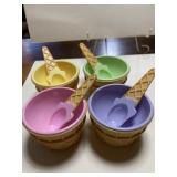 Ice Cream Cones 4 bowls and spoons plastic