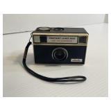 Vintage Imperial Instant Load 900 Camera