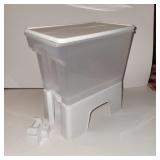 2 - 1 GALLON BEVERAGE DISPENSERS WITH RISERS, NIB