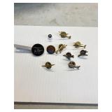 LOT OF HELICOPTER PINS