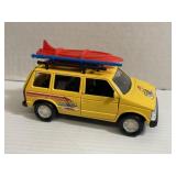 1/32 SCALE YELLOW MINI VAN WITH SURF BOARDS
