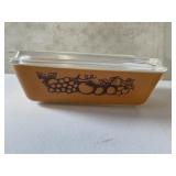 VINTAGE PYREX V#11 BOWL W/ LID OID ORCHARD