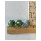 3 MARBLES