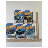 OF 5 HOT WHEELS CARS, NIP