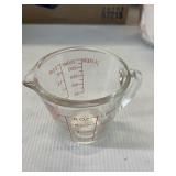 'FIRE KING' 1 CUP 8 OZ MEASURING CUP #496 RED