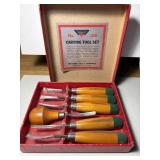 NO. 106 CARVING TOOL SET, WOOD HANDLED MILLERS
