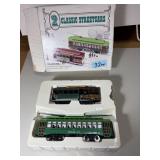 2 CLASSIC STREETCARS, TROLLEY CARS 4" & 51/2"