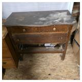 Vintage oak? Dresser with missing drawer