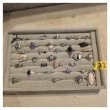 New fashion jewelry ring lot in jewelry tray