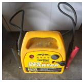 EverStart Maxx Jump Starter 600 Amp In Box