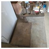 Vintage Howe U.S. Post Office Beam Scale