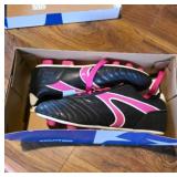 Starter Black and Pink Soccer Cleats Size 4