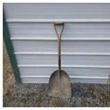 Steel Garden Shovel with Wooden Handle