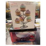 Cupcake Tree and Cheese Fondue Set Lot