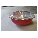 Pyrex 2 Qt Bowl with Lid