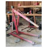 American Equipment 4000lb Hoist