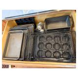 Metal Cooking Trays and Bakeware