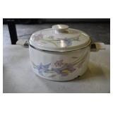 Vintage Mikasa UN409 Gabriele Enamel Cooking Pot
