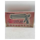 Wear-Ever Cookie Gun and Pastry Decorator