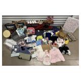 Childrenï¿½s Clothing and Decor