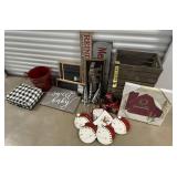 Holiday Home Decor Items