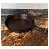 Vtg Lodge Cast Iron Skilletï¿½10ï¿½