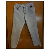 Vtg Leviï¿½s Denim Jeans in Light Wash