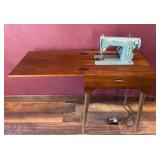 Vtg Singer Sewing Machine 41ï¿½ï¿½x15ï¿½ï¿½x30ï¿½ï¿½