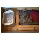 Kitchenware and Bakeware Collection