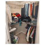 Contents of Closet - Read Details