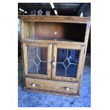 Thomasville Solid Oak Entertainment Stand Thomasville Solid Oak Entertainment Stand