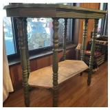 Vtg Green Wooden Side Table Vtg Green Wooden Side Table