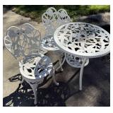 Vtg Wrought Iron Patio Table & Chairs Vtg Wrought Iron Patio Table & Chairs