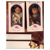 2pc Goldenval Collection Dolls 2pc Goldenval Collection Dolls