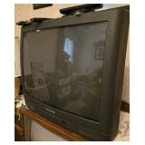 Vtg Magnavox CRT Television Set Vtg Magnavox CRT Television Set