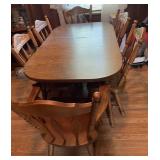 Vtg Dining Table with 6 Chairs Vtg Dining Table with 6 Chairs