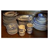 Vtg Blue and White Dishes Vtg Blue and White Dishes