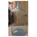 Vtg Clear Glass Water Jug Vtg Clear Glass Water Jug