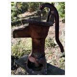 Vtg Cast Iron Water Pump Vtg Cast Iron Water Pump