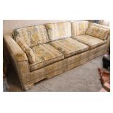 Vtg Floral Upholstered Sofa Vtg Floral Upholstered Sofa