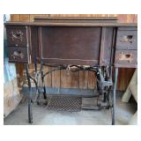 Vtg White Rotary Sewing Machine Cabinet Vtg White Rotary Sewing Machine Cabinet