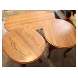 Broyhill Coffee & Side Tables Set Broyhill Coffee & Side Tables Set