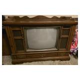 Vtg Console TV With Wood Cabinet Vtg Console TV With Wood Cabinet