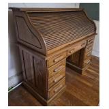 Vtg Roll-Top Oak Desk with Drawers