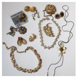 Vtg Gold-tone Jewlery