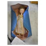 Vtg Madame Alexander Isolade Doll