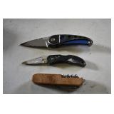 3 Pocket Knives