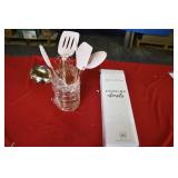 Styled Setting 7 pc Silicone & Stainless Utenstils