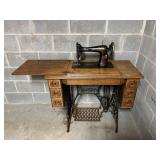 Vtg Singer Treadle Sewing Machine 47.5ï¿½ï¿½x17ï¿½ï¿½x41ï¿½ï¿½