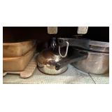 (P)ï¿½Vtg Assrtd. Cook, Bake & Serveware.